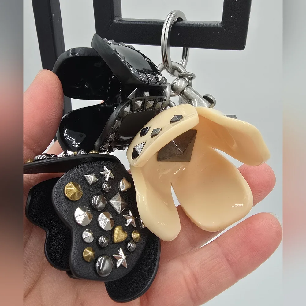 Coach Tea Rose Studded Bag Charm/  KeyRing, B & W, EUC - Picture 8 of 11